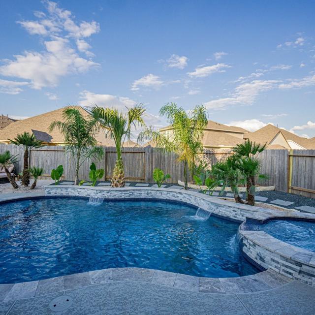Richard's Total Backyard Solutions