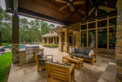 Outdoor Living & Kitchens